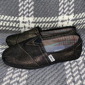 Women’s TOMS